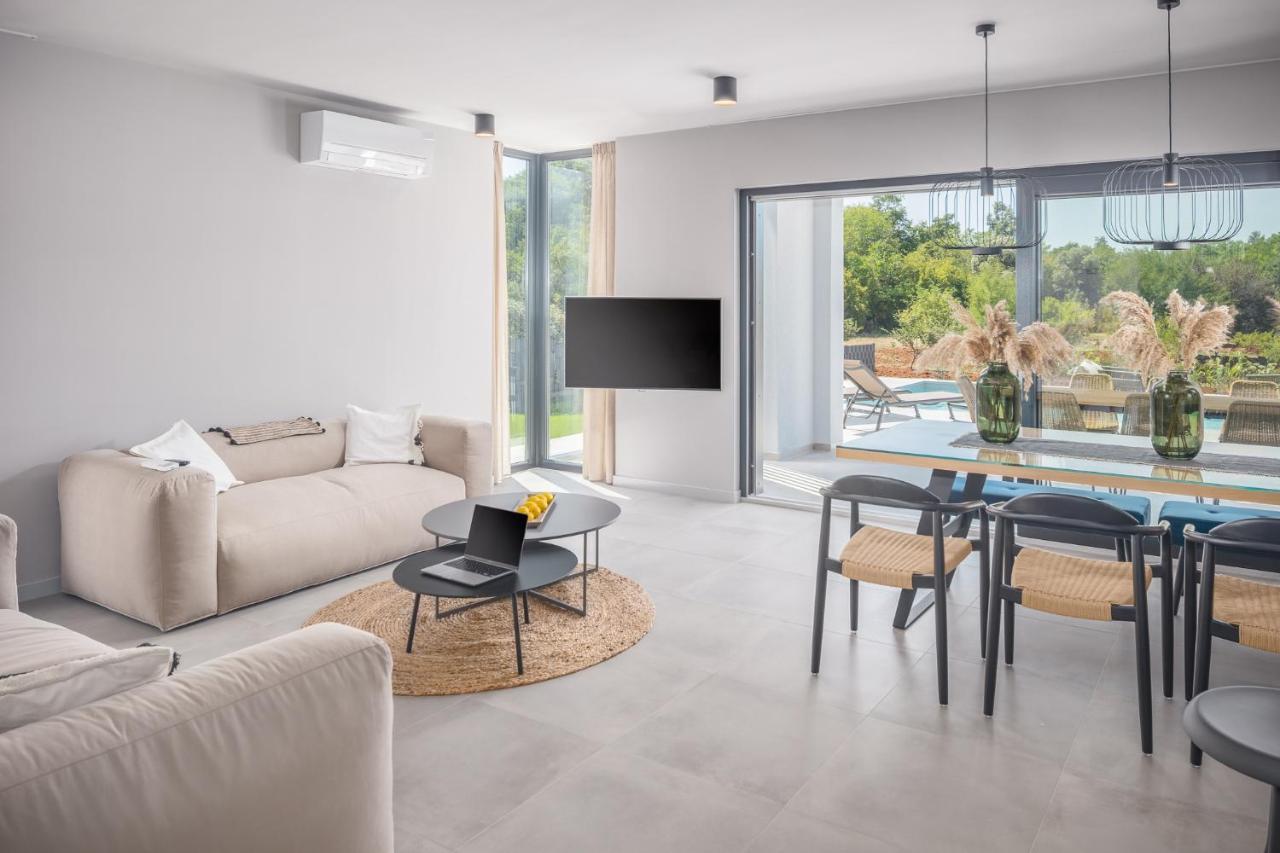 פורץ Villa Grota מראה חיצוני תמונה